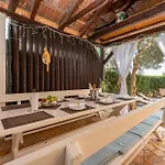 2 Bedroom Stunning In 扎达尔