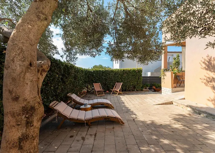 2 Bedroom Stunning In Zadar