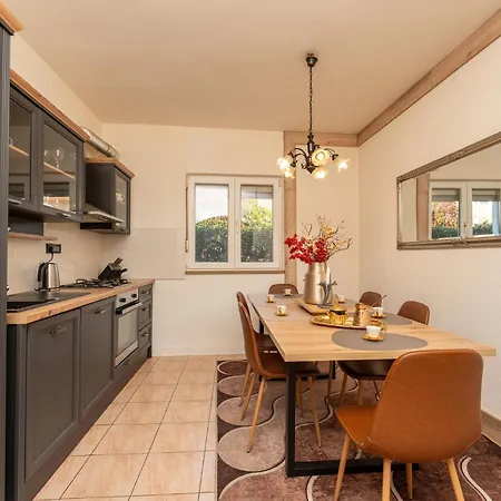 Appartamento 2 Bedroom Stunning In