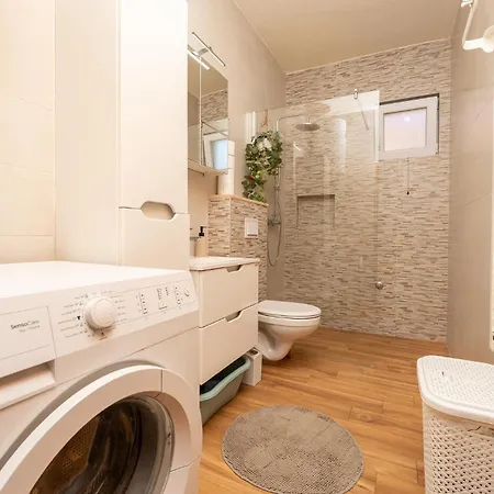 Appartamento 2 Bedroom Stunning In