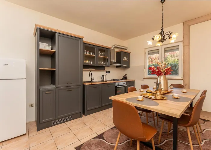 Lägenhet 2 Bedroom Stunning In